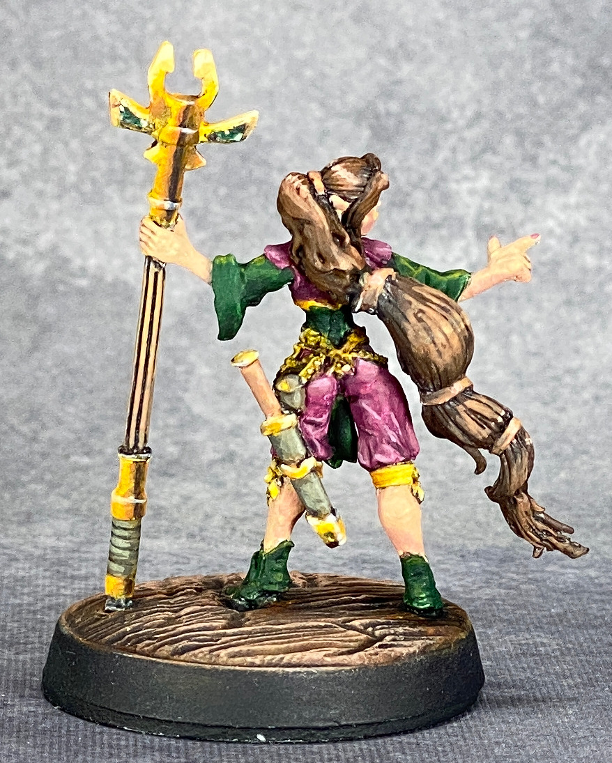 Reaper 14335 Sielendria Spell Sister Paint Magic 